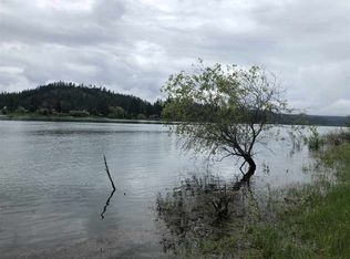 151 Beehive Ln, Newport, WA 99156
