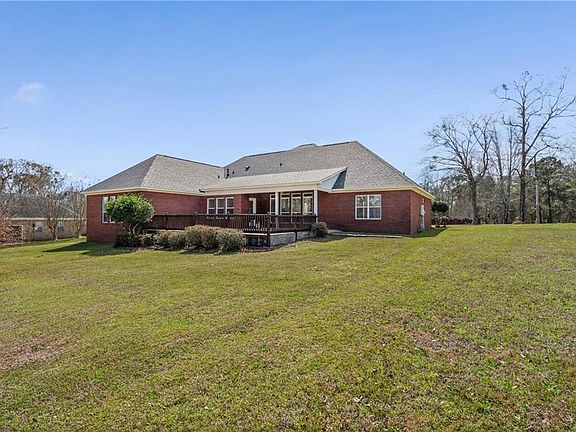 3rd image of 6090 Celeste Rd