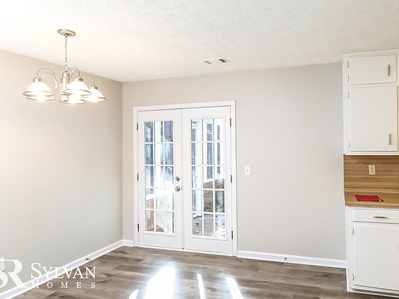 5th image of 364 Haymarket Ln