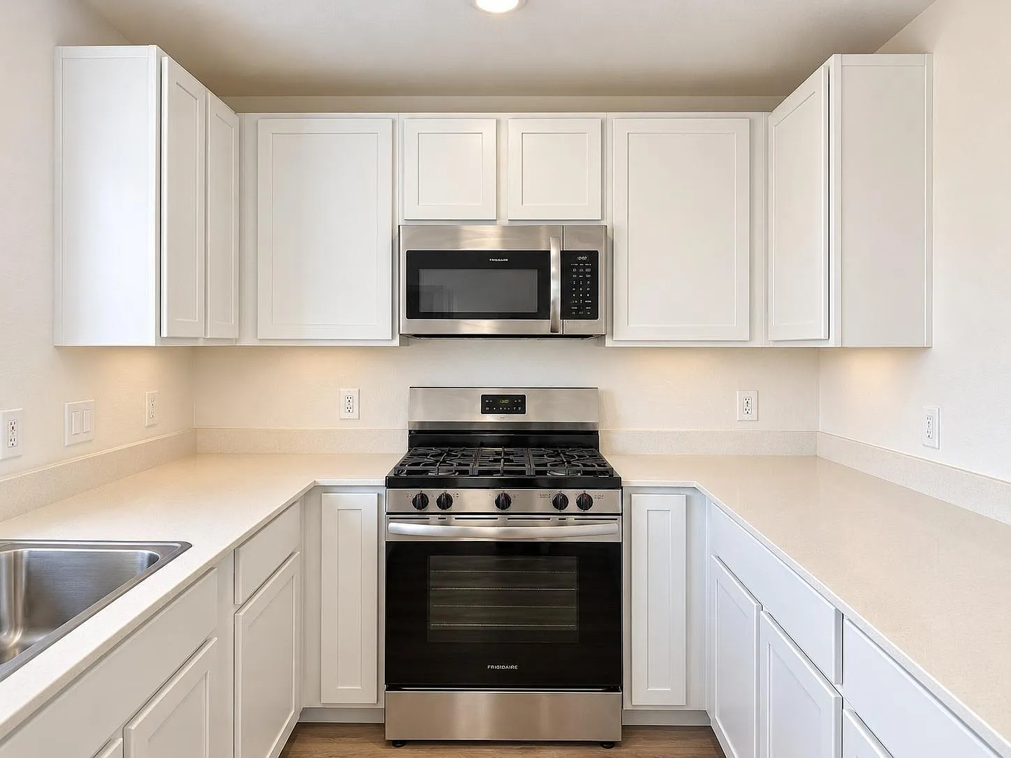 4 bed, 2.5 bath, 1853 sqft, $1,950 — Photo 3