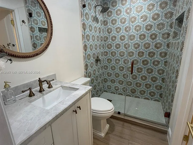 16022 Kilmarnock Dr #16022 — Photo 16