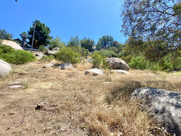 2761 Joan Ln — Photo 98