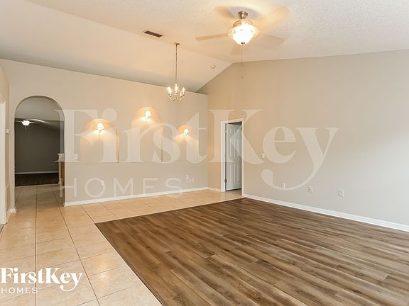 4th image of 12426 Glenn Hollow Dr