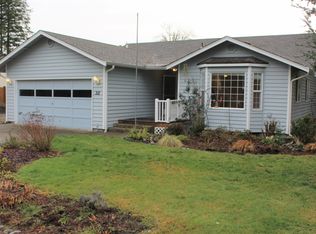 312 Country Estates Dr W, Rainier, WA 98576