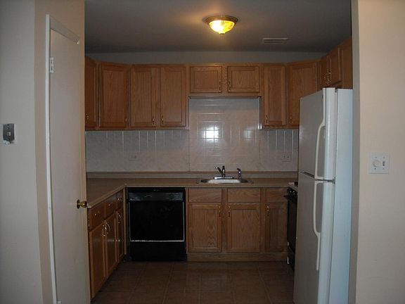 4th image of 13B Kingery Quarter
