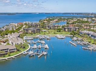 1850 Bay Rd APT 1D, Vero Beach, FL 32963