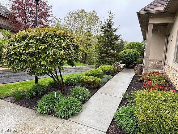 3rd image of 7314 Caddie Ln