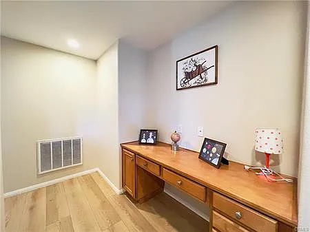 17231 Greentree Dr — Photo 20