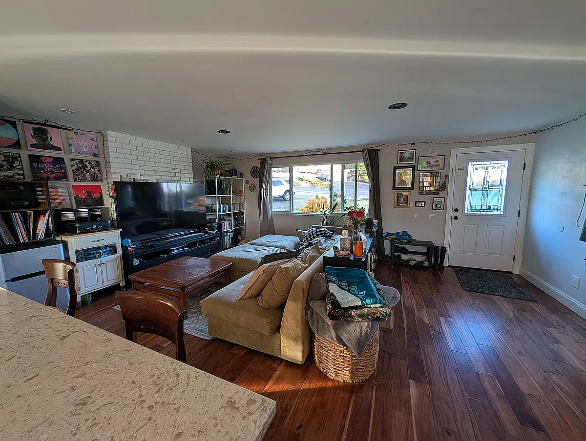 3 bed, 1736 sqft, $1,300 — Photo 3