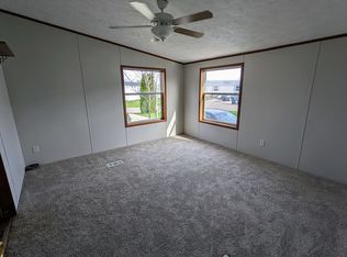 4078 Kent Ct, Northville, MI 48167