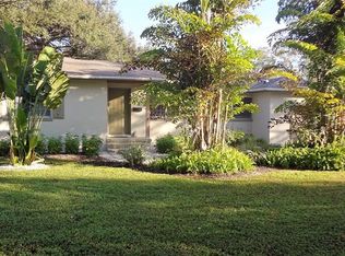 957 46th Ave N, Saint Petersburg, FL 33703