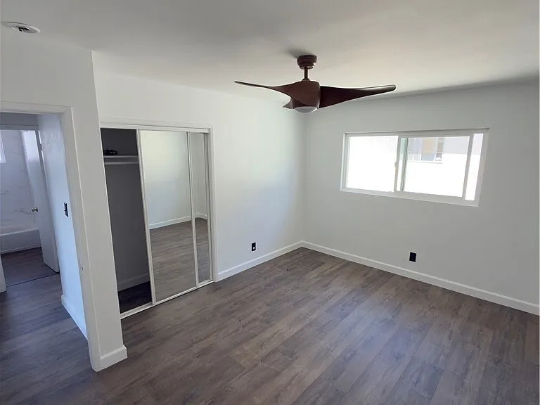 1023 W 19th St #4 — Photo 14