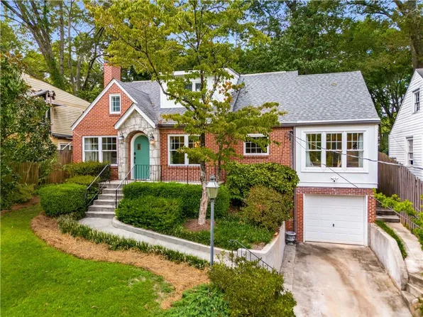 2054 Howard Cir, Atlanta, GA 30307