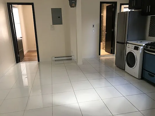 Rented by Your Vanity Realty | media 29