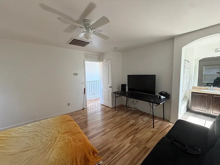 7809 W Palm Ln — Photo 18