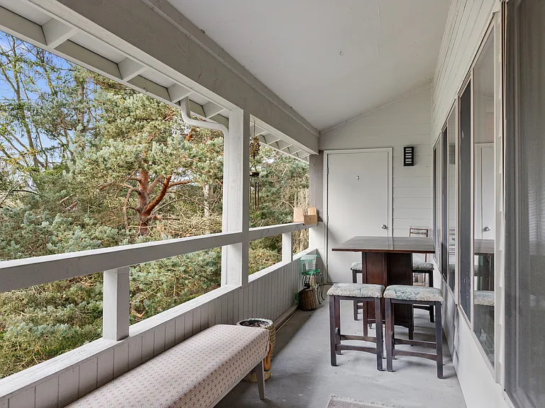 23401 Lakeview Dr #J304 — Photo 17