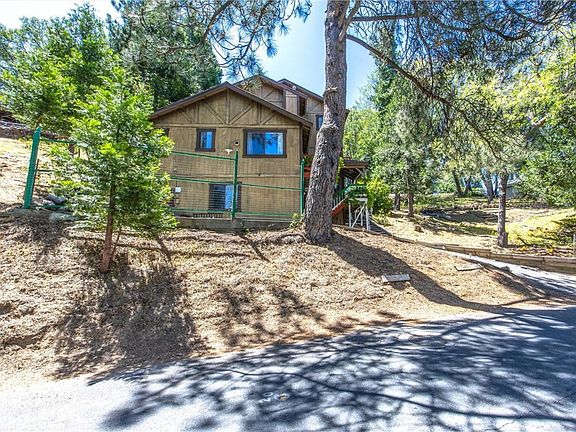 4th image of 595 Arbula Dr