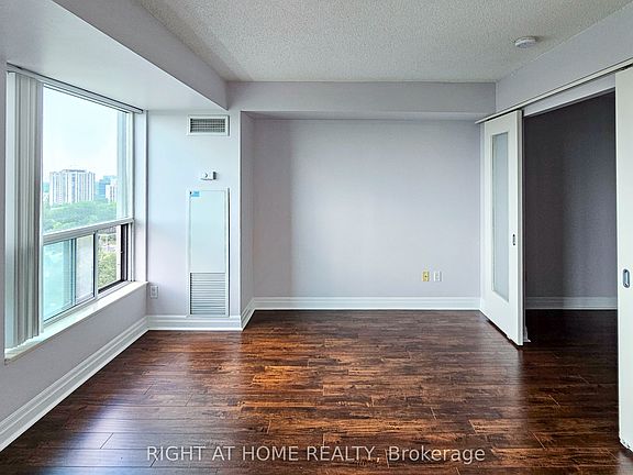 3rd image of 188 Doris Ave #1510