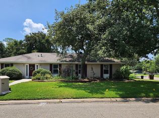 125 Edmund Dr, Long Beach, MS 39560