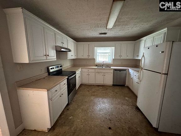 5th image of 800 Mobley St