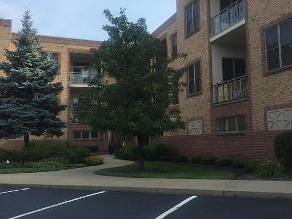 2nd image of 29 E 6th St Unit 203