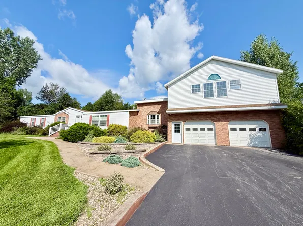 18 Jiguere Ct, West Chazy, NY 12992