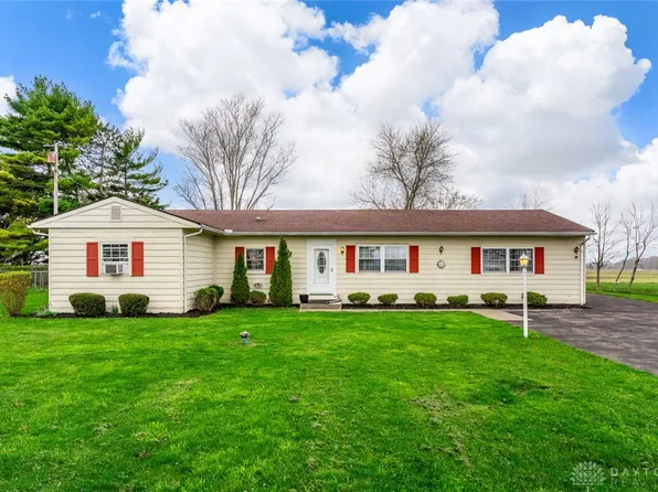 10640 Fairview Rd, Piqua, OH 45356