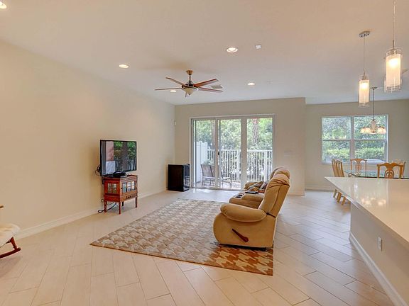 Home For Sale In Valletta Boca Highlands