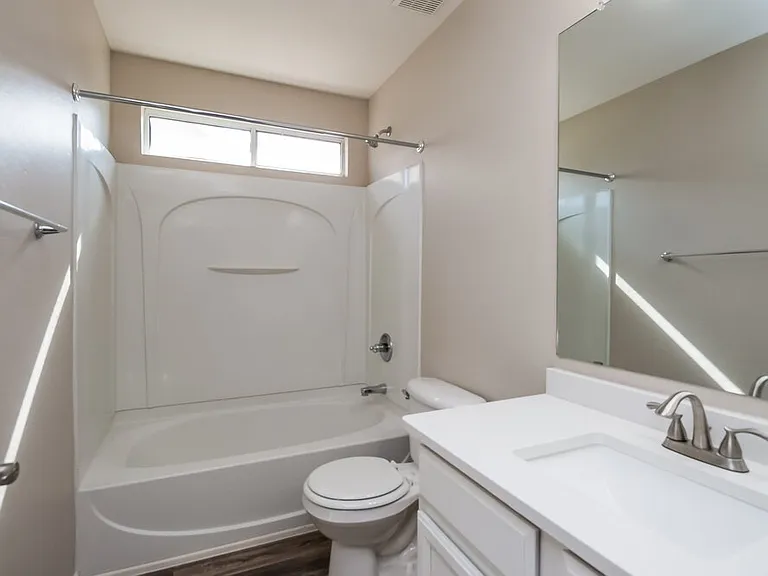 1306 S 119th Dr — Photo 13