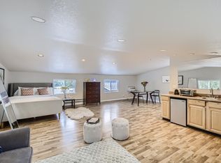 3090 8th St, Boulder, CO 80304