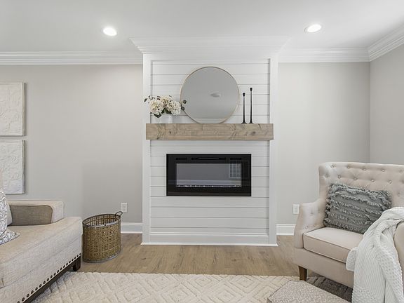 5th image of 1728 Heritage Dr Lot 95