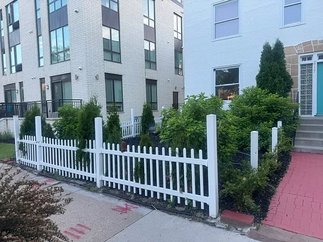 2717 Girard Ave S #101 — Photo 7