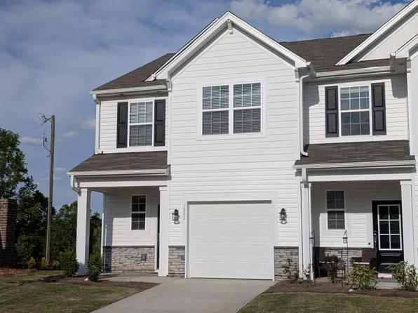 1802 Pheasant Trace Cir, Kernersville, NC 27284