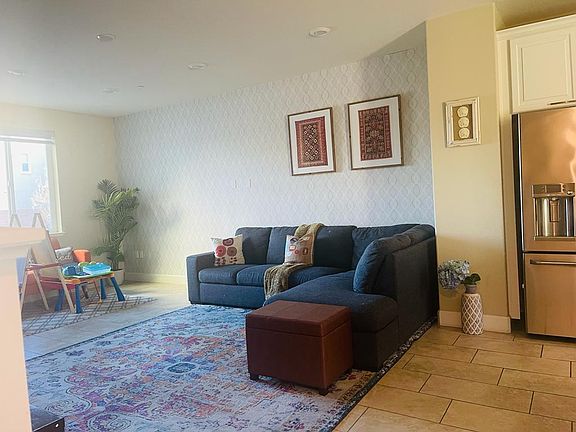 5th image of 615 Avenue One