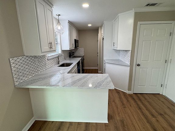 5th image of 1210 Blanton Pl