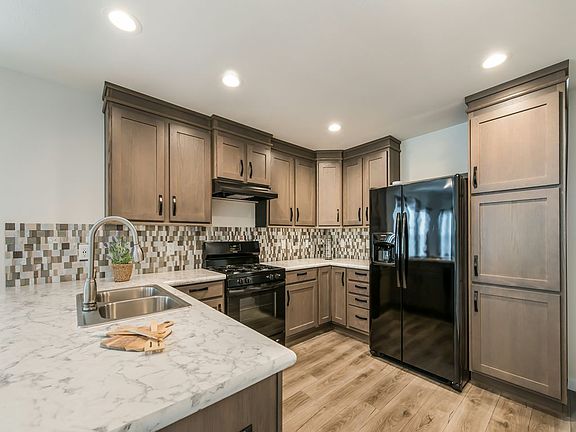 4th image of 4951 W Augusta Blvd #359RR0