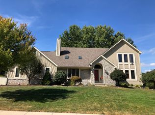 105 Earlsgate Rd, Dayton, OH 45440