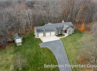 2572 Fenner Rd, Muskegon, MI 49445