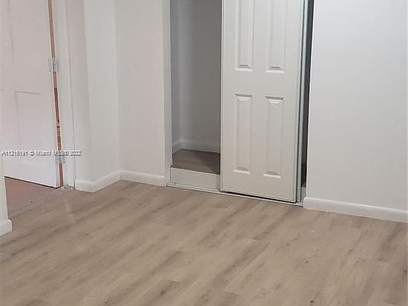 5th image of 310 Olive Ave #B