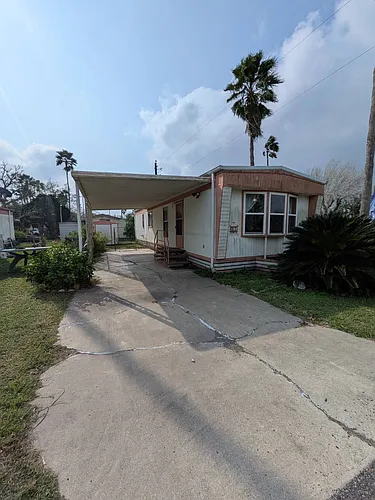 28513 S Palm Court Dr Photo 1