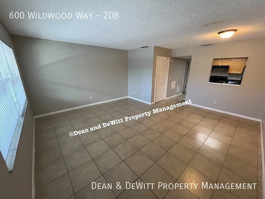 600 Wildwood Way Unit #204 — Photo 2