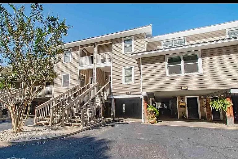 6 Yacht Club Dr #121 — Photo 1
