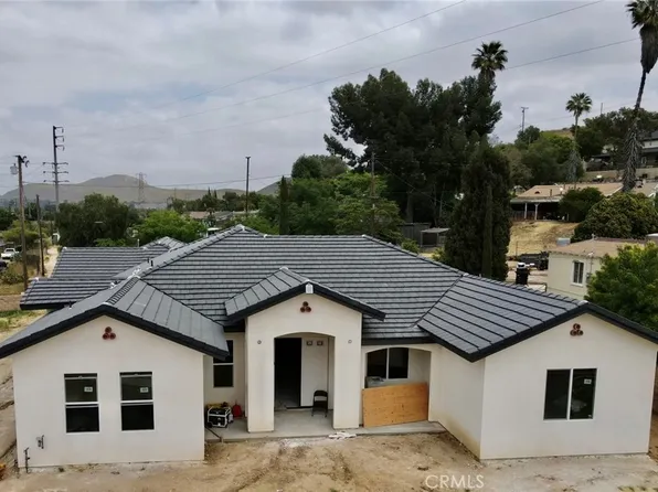 6735 36th St, Jurupa Valley, CA 92509