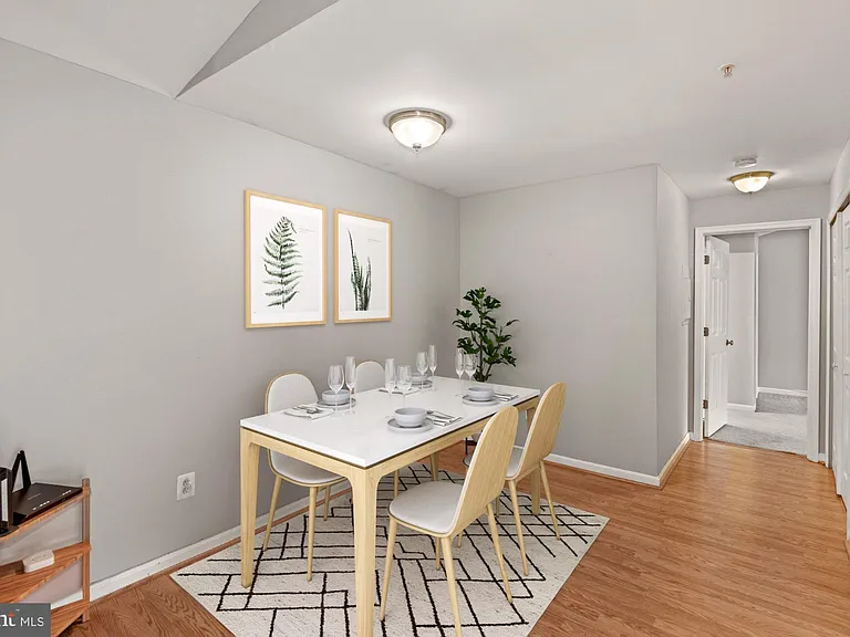 2015 Gov Thomas Bladen Way #301 — Photo 10