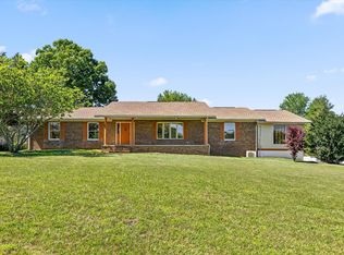 271 Anderson Rd, Palmer, TN 37365