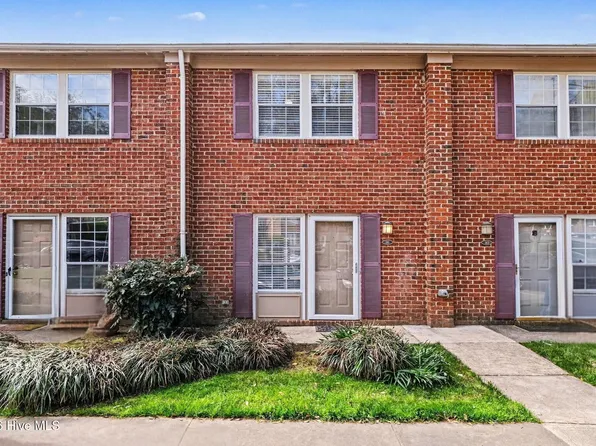 141 Coleridge Court, Carrboro, NC 27510