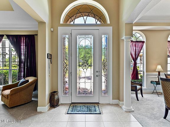 3rd image of 232 STONEWELL Drive