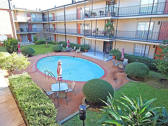 3rd image of 2511 Metairie Lawn Dr #205