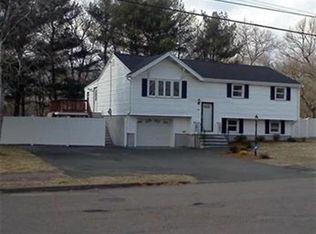 250 Cross St, Stoughton, MA 02072