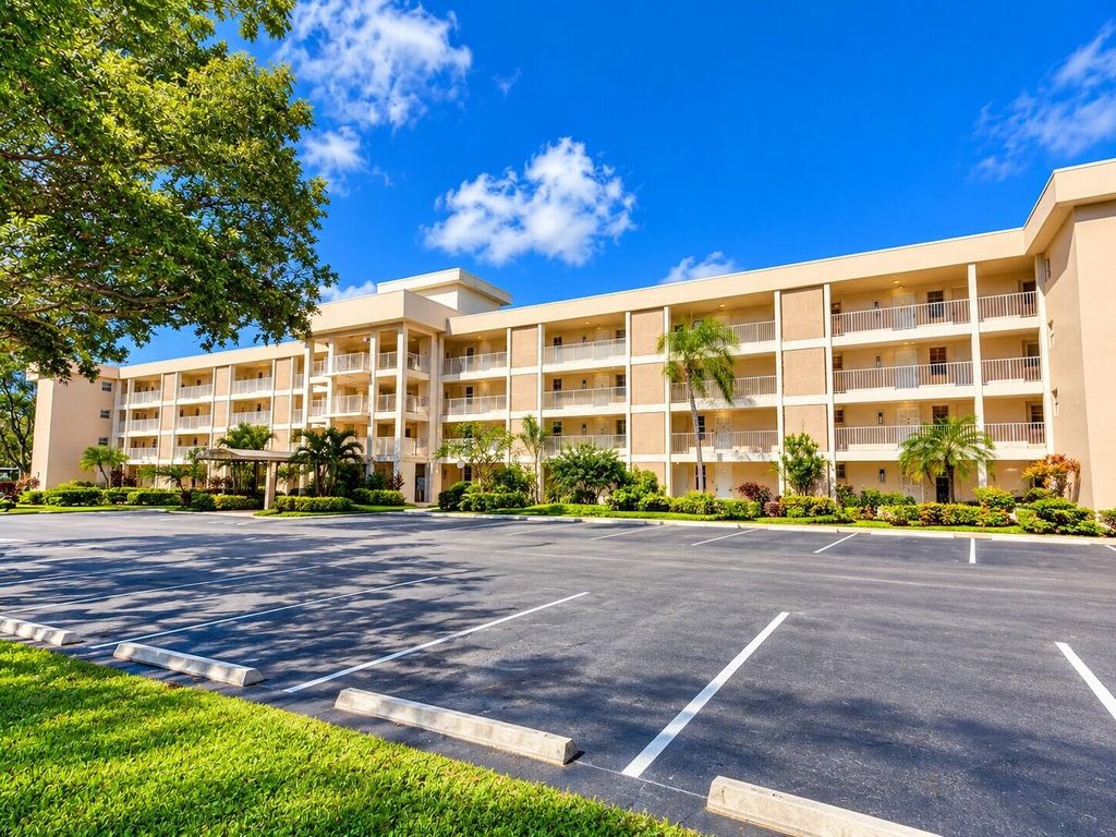 2601 S Course Dr APT 104, photo 2